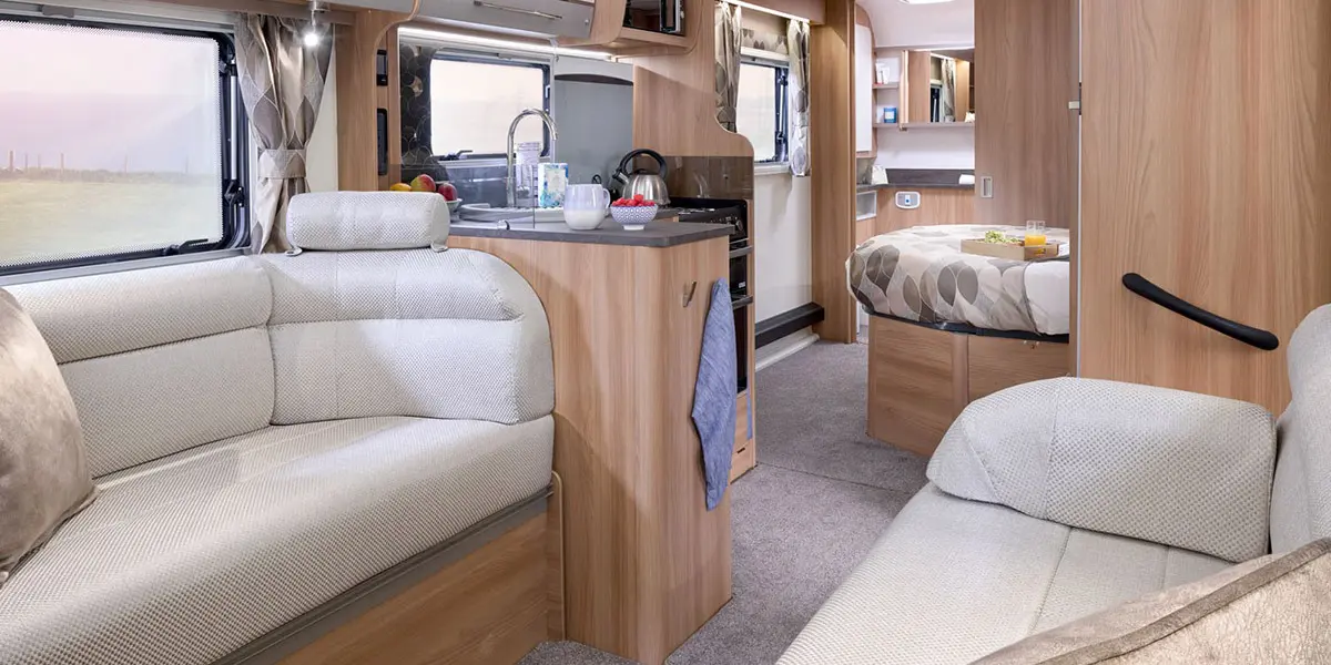 Alicanto Grande Sintra in standard ʻFarringdonʼ soft furnishings