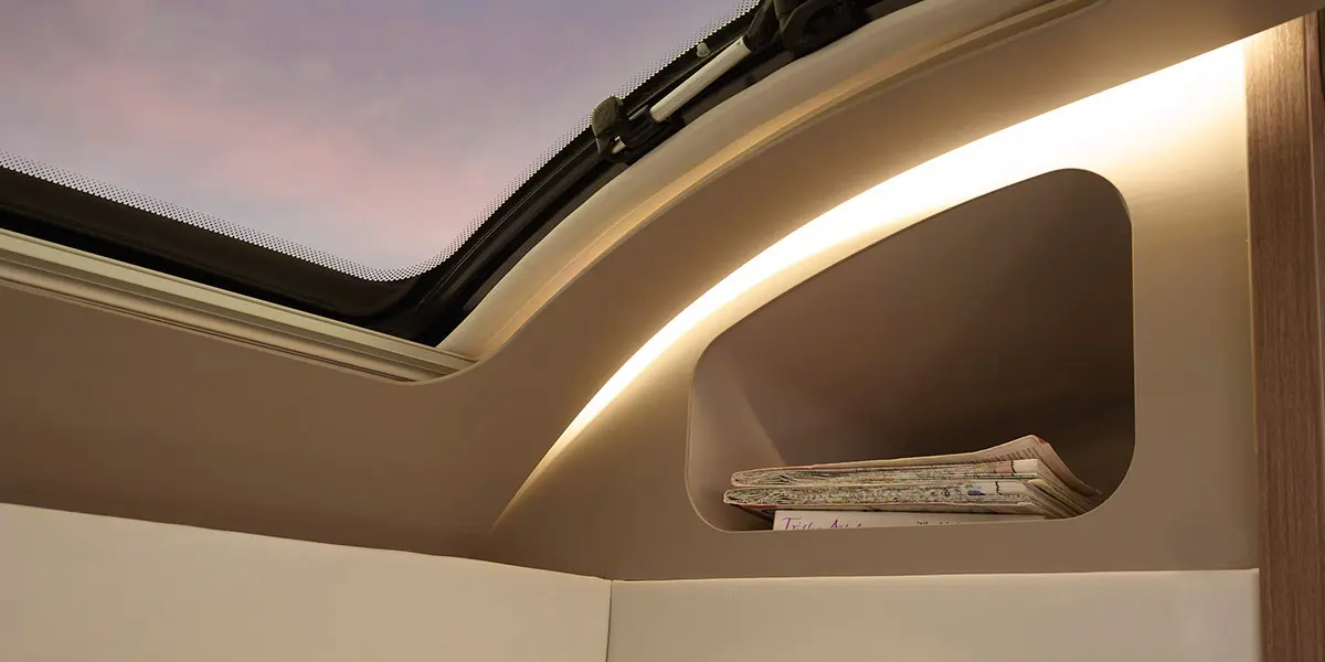 Illuminated rooflight surround and overcab storage pocket (all models)