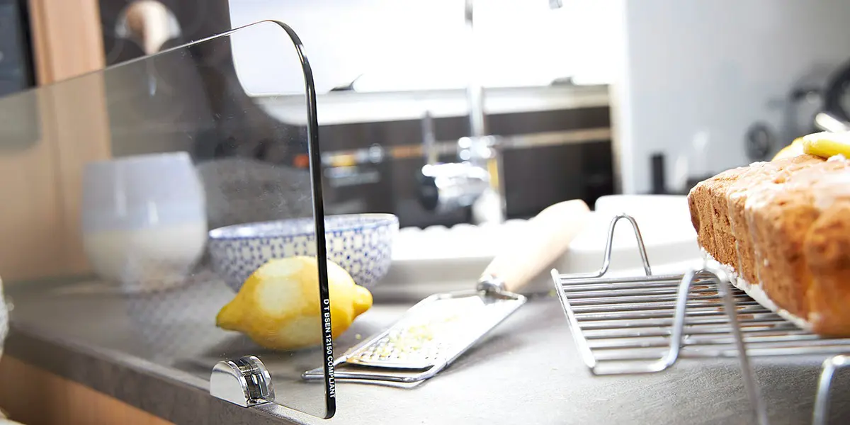 Kitchen glass splashguard (all models)