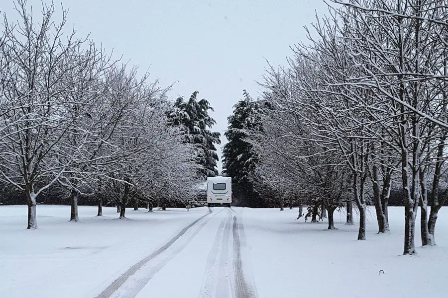 Motorhome driving in the snow